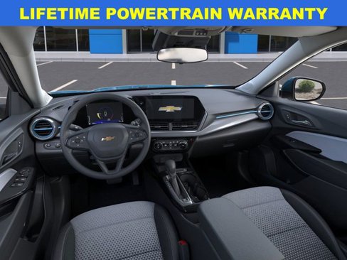 New 2025 Chevrolet Trax LT image 15