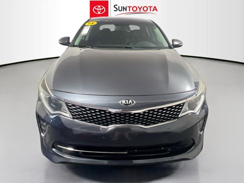 Used 2018 Kia Optima S w/ 18" Alloy Wheels Package image 10