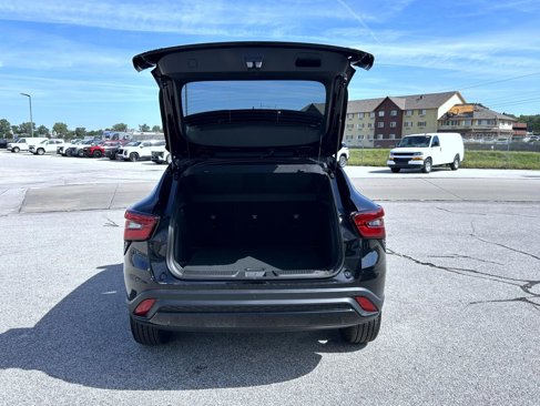 New 2025 Chevrolet Trax RS w/ Driver Confidence Package image 21