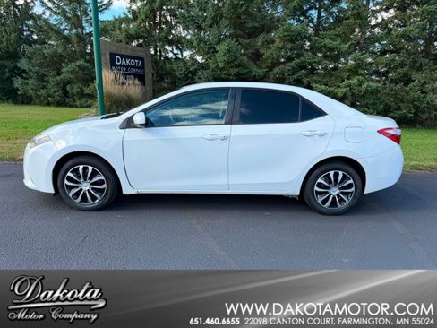 Used 2016 Toyota Corolla LE image 1
