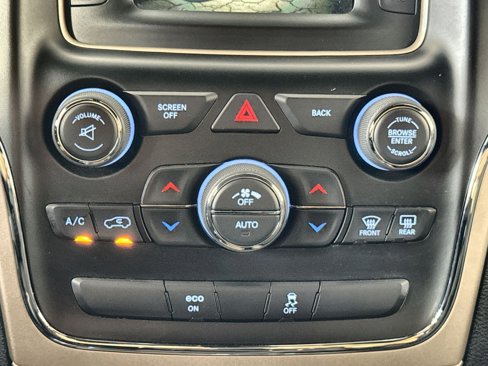 Used 2015 Jeep Grand Cherokee Laredo w/ Quick Order Package 23E image 17