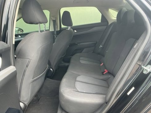 Used 2022 Kia K5 LX image 13