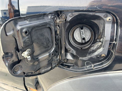 Used 2015 Toyota Tacoma TRD Pro image 3