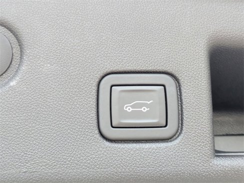 Used 2024 Chevrolet Equinox LT image 14