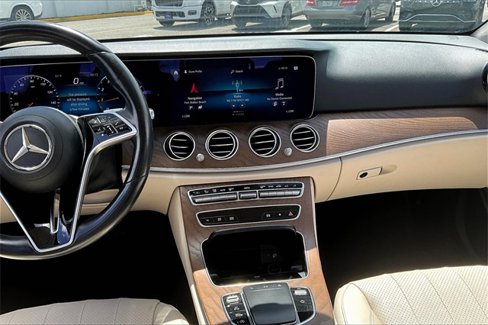 Used 2021 Mercedes-Benz E 350 4MATIC Sedan w/ Premium Package image 9