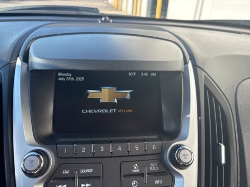 Used 2017 Chevrolet Equinox LT w/ Convenience Package image 27