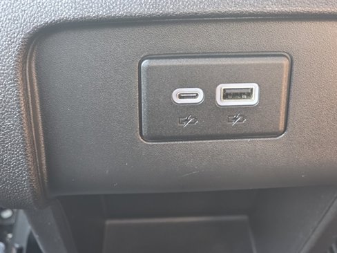 Used 2024 Chevrolet Blazer LT image 9