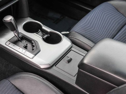 Used 2013 Toyota Camry SE image 19