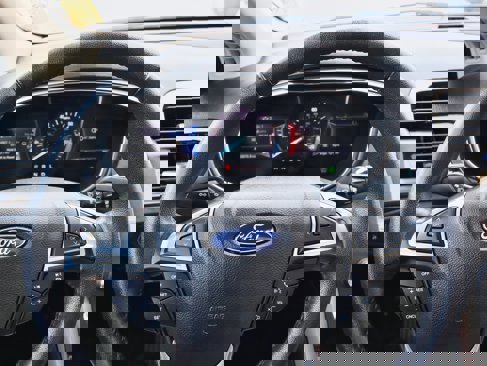 Used 2018 Ford Fusion SE w/ Equipment Group 602A image 21