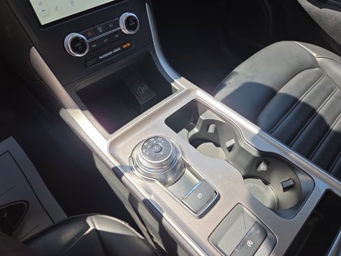 Certified 2024 Ford Edge SEL image 18