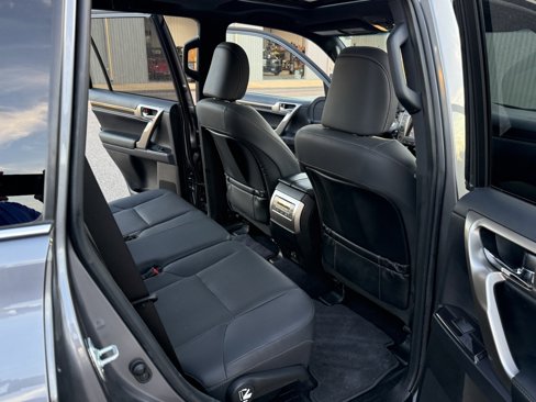Used 2021 Lexus GX 460 Premium image 39