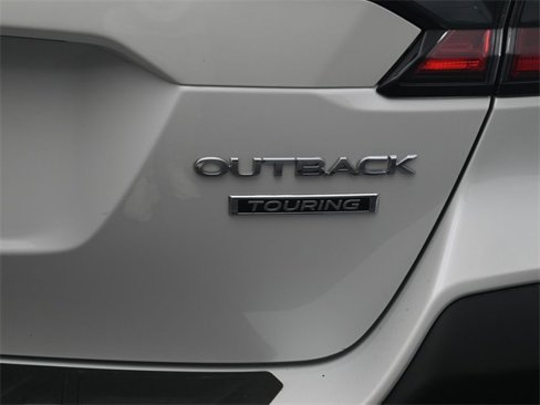 Used 2021 Subaru Outback Touring image 22