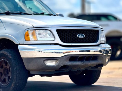 Used 2003 Ford F150 XLT image 8