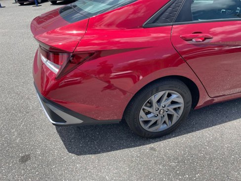 Used 2024 Hyundai Elantra SEL image 8