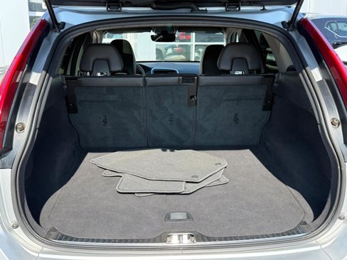 Used 2016 Volvo XC60 T5 Premier image 5