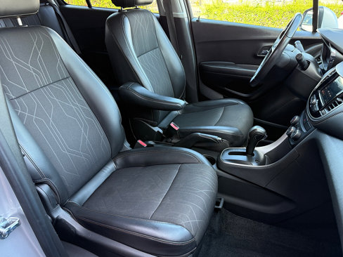 Used 2020 Ford Explorer XLT image 34