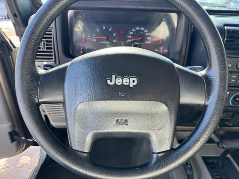 Used 2005 Jeep Wrangler Unlimited image 15