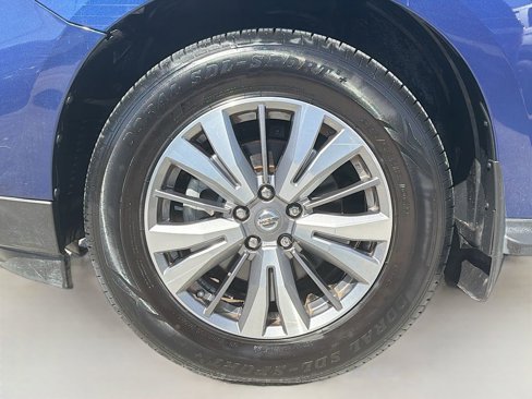 Used 2020 Nissan Pathfinder S image 34