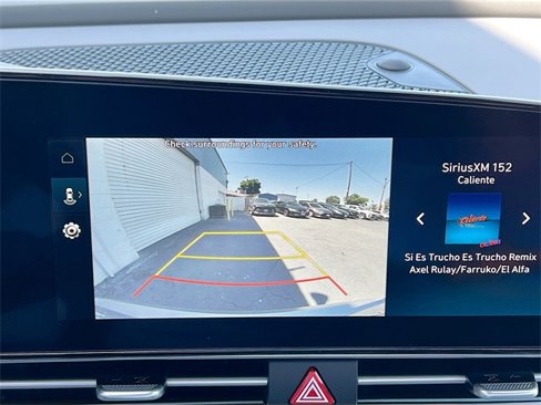 New 2025 Hyundai Elantra SEL image 14