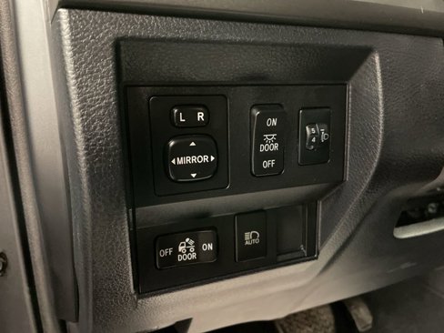 Used 2020 Toyota Tundra SR5 image 17