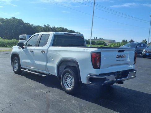 Used 2021 GMC Sierra 1500 4x4 Double Cab w/ Sierra Value Package image 4