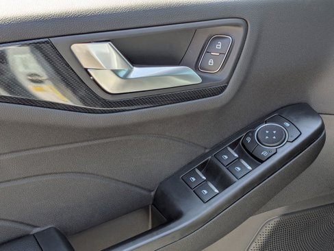 New 2025 Ford Escape ST-Line image 12