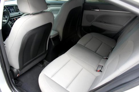 Used 2018 Hyundai Elantra SEL image 12