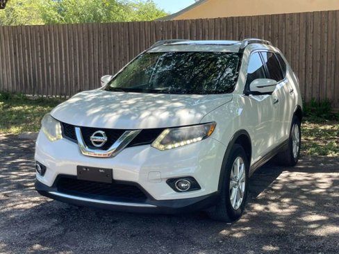 Used 2016 Nissan Rogue SV w/ SV Moonroof Package image 1