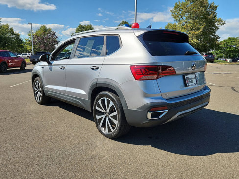 Used 2022 Volkswagen Taos SE image 7