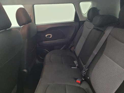 Used 2018 Kia Soul + image 18