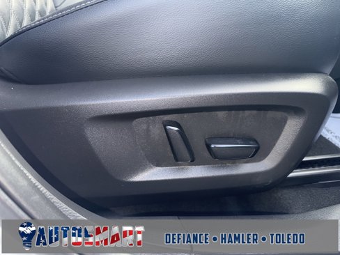 Used 2022 Mitsubishi Outlander SEL image 16