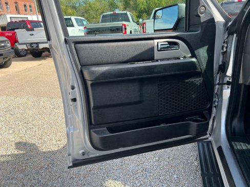 Used 2016 Ford Expedition Limited image 11