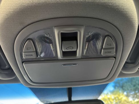 Used 2011 Hyundai Santa Fe Limited image 30