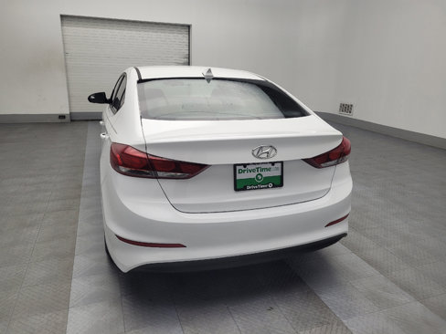 Used 2017 Hyundai Elantra SE image 6