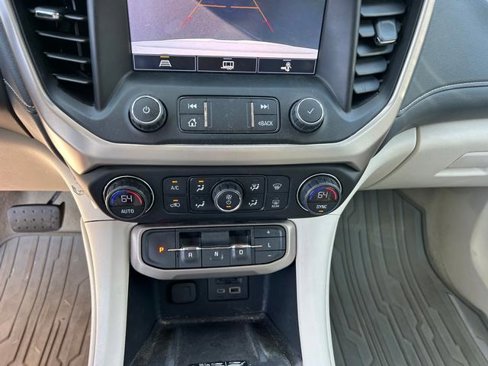 Used 2022 GMC Acadia Denali w/ Trailering Package image 16