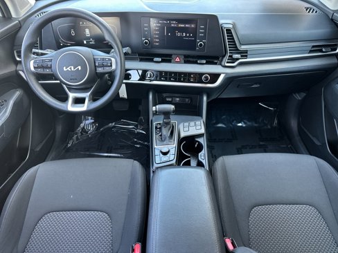 Used 2023 Kia Sportage LX image 12