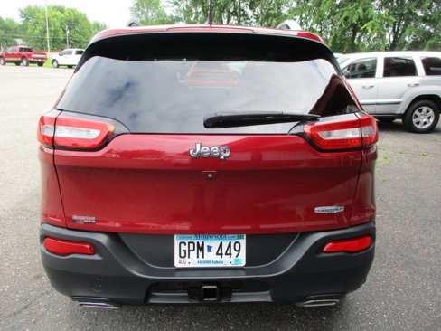 Used 2015 Jeep Cherokee Latitude w/ Comfort/Convenience Group image 7