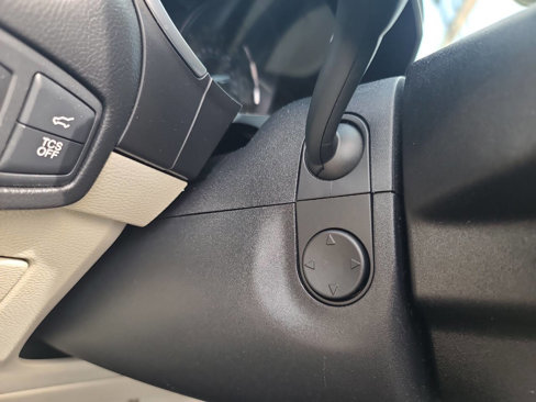 Used 2020 Ford Edge Titanium image 25