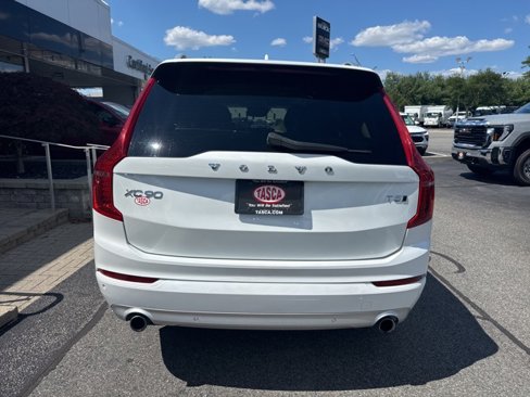 Used 2018 Volvo XC90 T5 Momentum w/ Convenience Package image 6