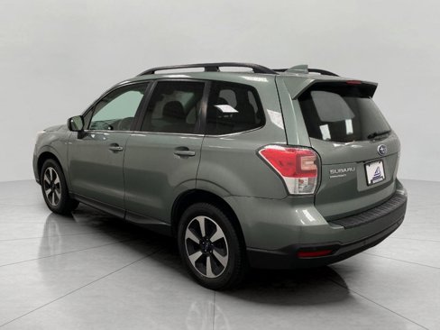 Used 2017 Subaru Forester 2.5i Limited image 8