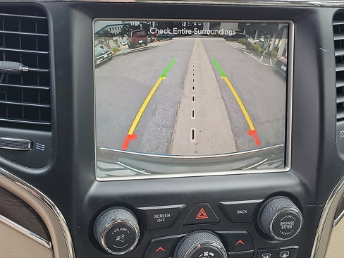 Used 2014 Jeep Grand Cherokee Limited image 10