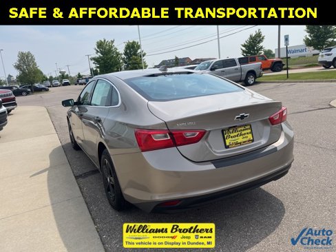 Used 2023 Chevrolet Malibu LT w/ Driver Confidence Package image 7