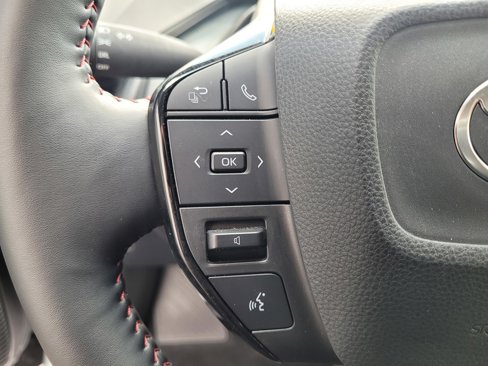 Used 2023 Toyota Prius Prime SE image 21