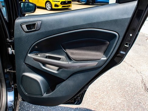 Used 2022 Ford EcoSport SE w/ SE Convenience Package image 12