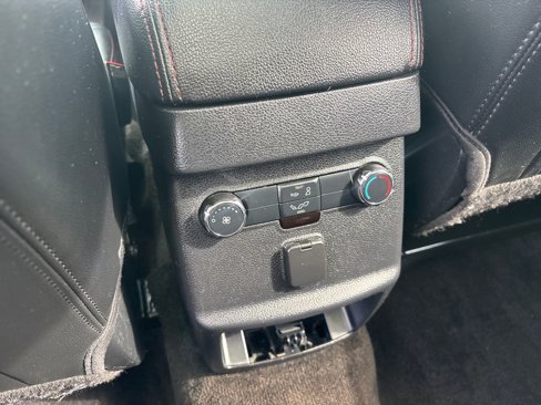Used 2016 Ford Explorer Sport image 18