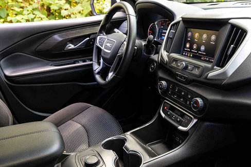 Used 2022 GMC Terrain SLE image 26