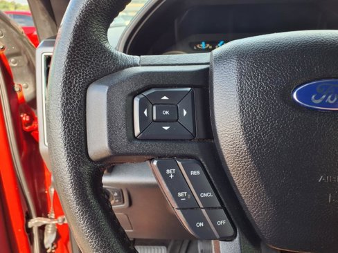 Used 2015 Ford F150 XLT w/ Equipment Group 302A Luxury image 12