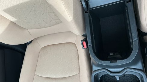 Used 2023 Toyota RAV4 XLE image 27