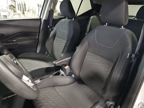 Used 2021 Nissan Kicks S image 19