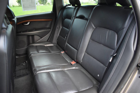 Used 2010 Volvo XC70 3.2 image 14